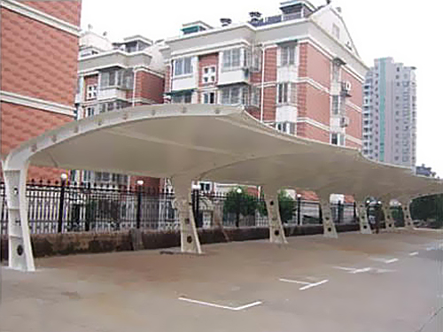 車棚